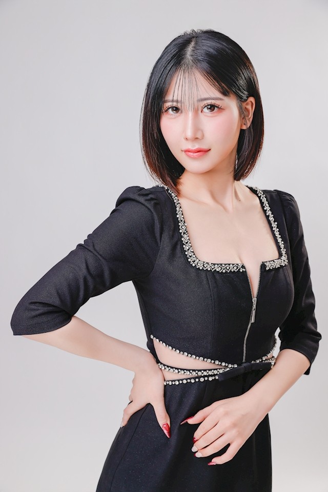 月詠 かれんプロフィール写真4